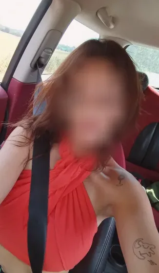 Carlijn, 32