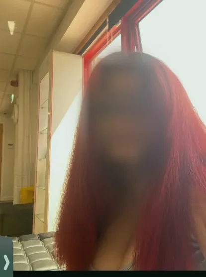 Esther, 19