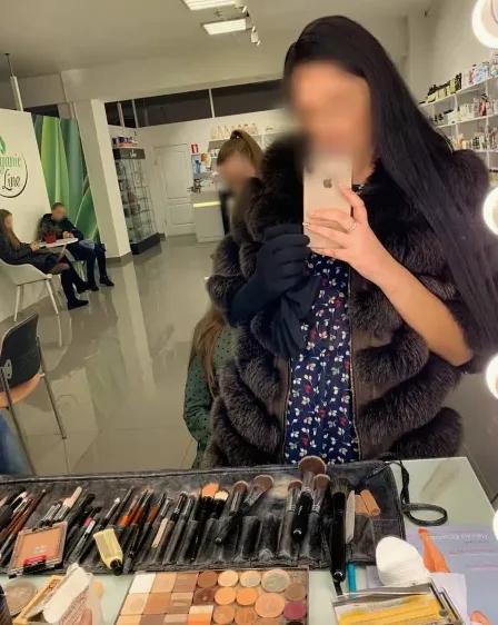 Fleur, 39