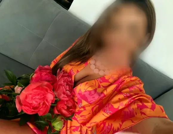 Manon, 35