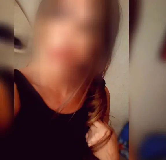 Melissa, 32