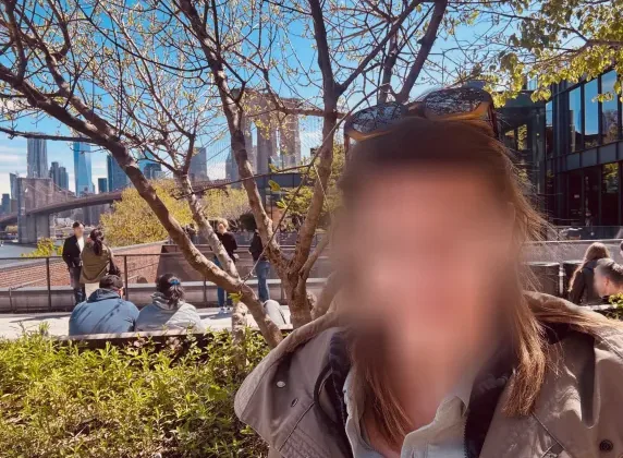 Merve, 39
