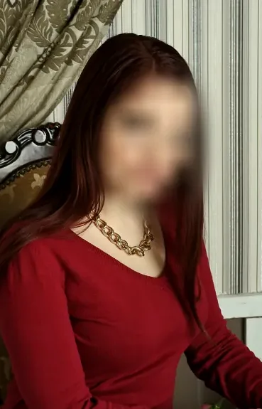Olivia, 28