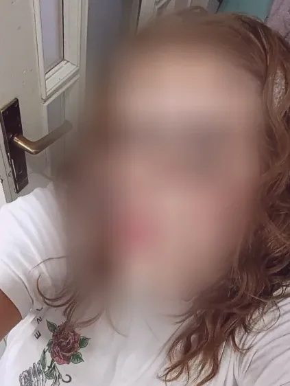 Soukaina, 26