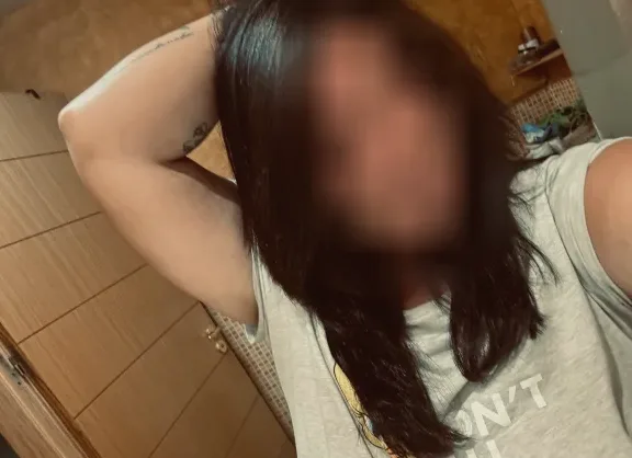 Vera, 30